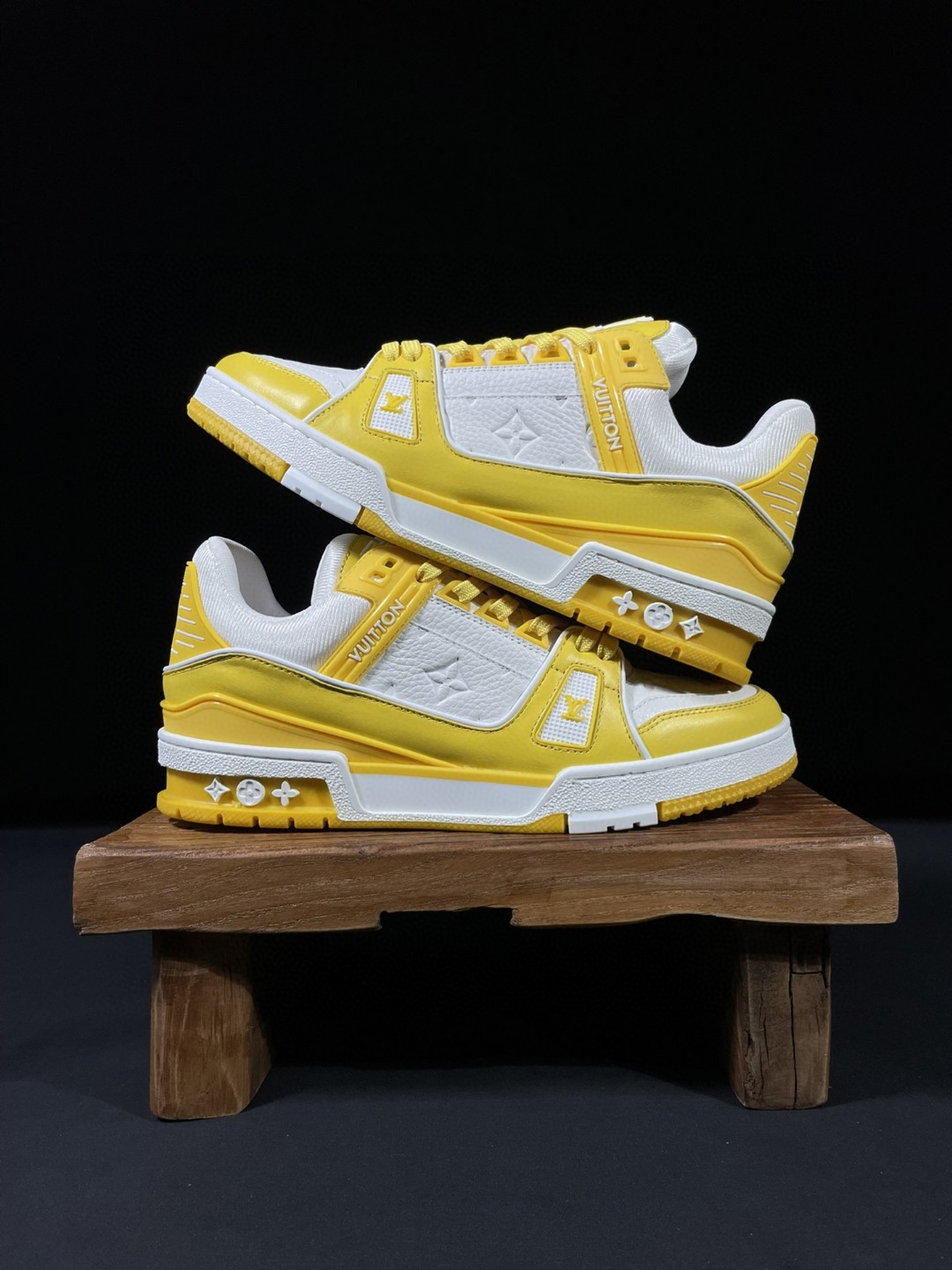 Louis Vuitton 路易威登 Trainer 白黄 低筒 休闲鞋 板鞋 运动鞋 男鞋 女鞋 