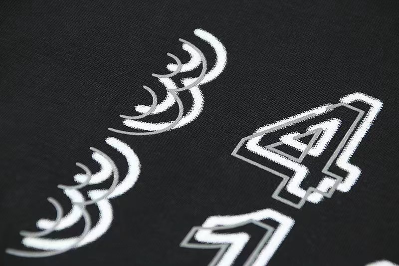 Maison Margiela 马吉拉 数字印花logo 黑色 短袖 T 恤 圆领 套头 夏季 男女同款 S52GC0165S23082