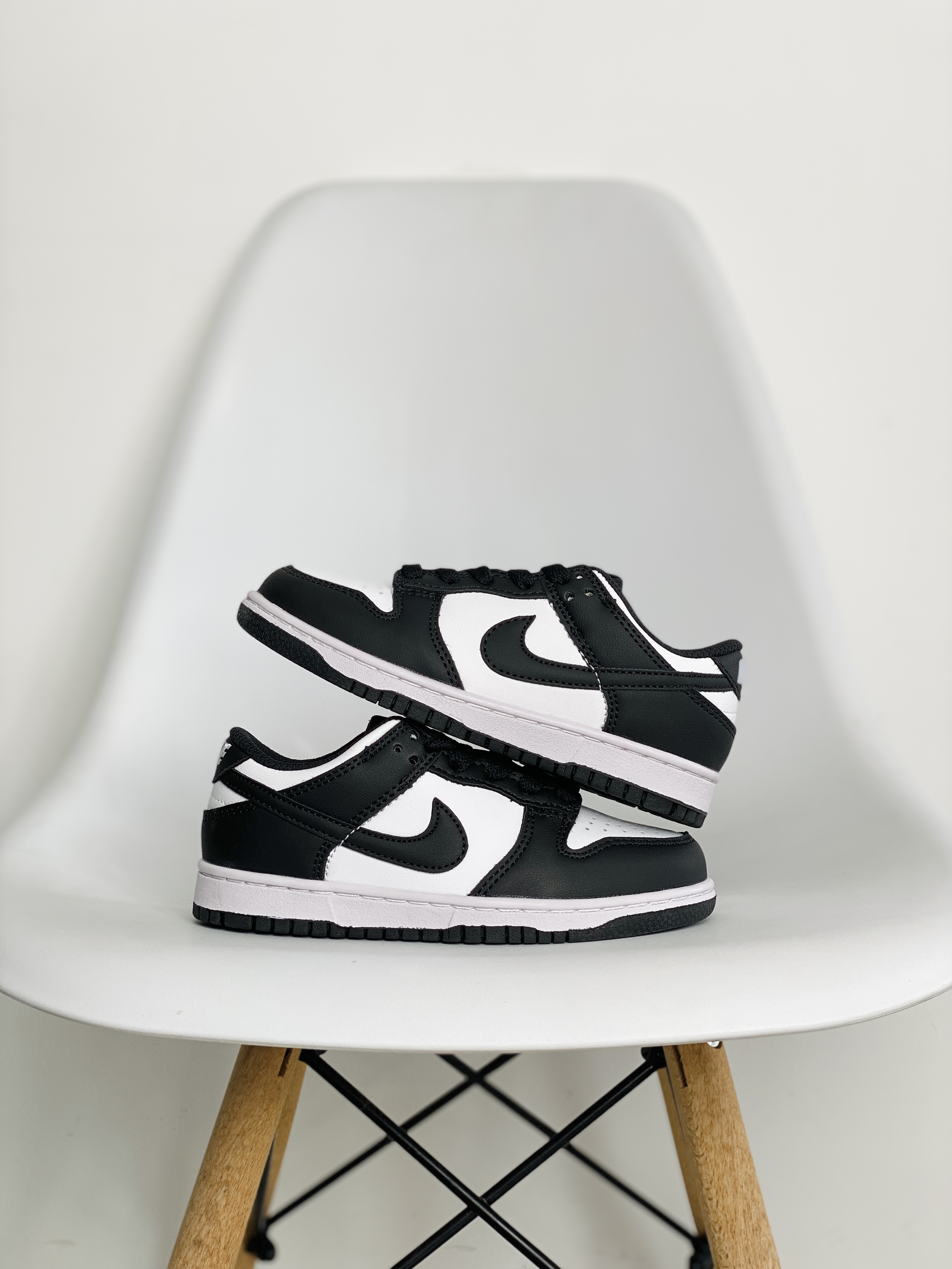 童鞋 dunk Low Retro Black 黑白熊猫 低筒 复古板鞋 休闲鞋 男鞋 女鞋  CW1588-100