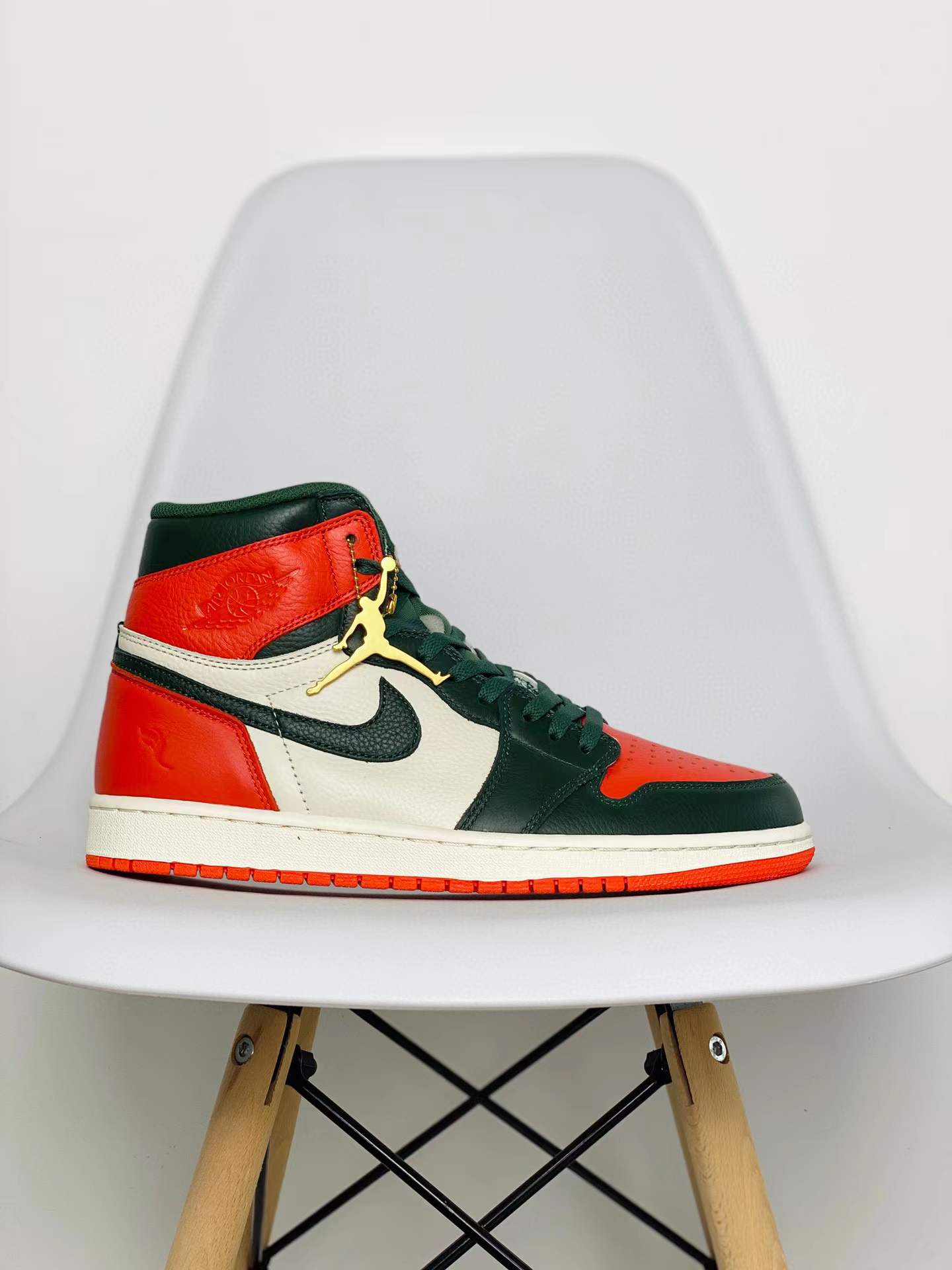 SoleFly Air Jordan 1 AJ1 Retro  OG 扣碎 橙色 篮球鞋 高筒 休闲鞋 男鞋 板鞋 AV3905-138