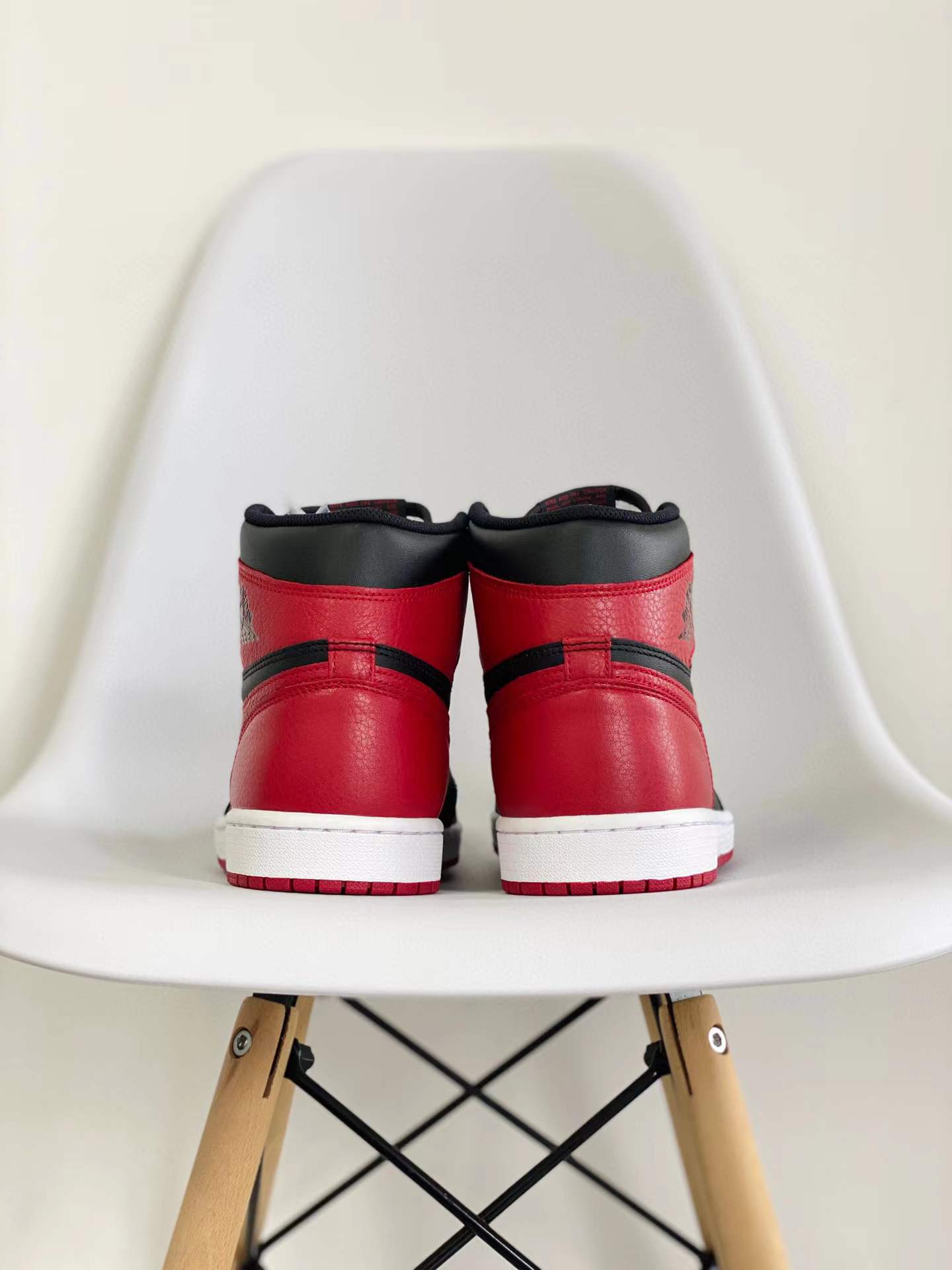 Air Jordan 1 AJ1 Retro Bred Banned 黑紅 禁穿 篮球鞋 高筒 休闲鞋 男鞋 板鞋  555088-001