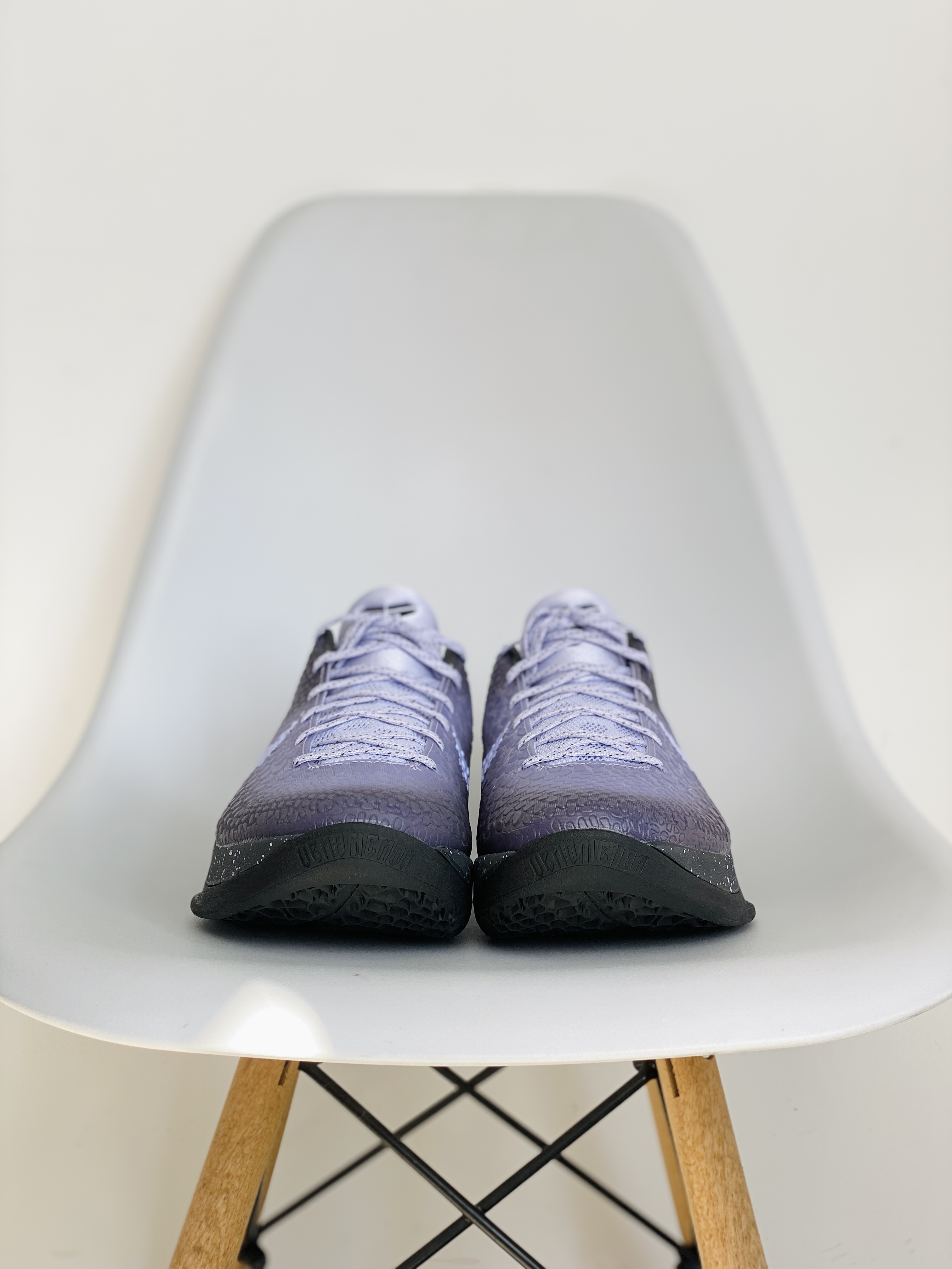 无现货 需预定 H12 Kobe6 EYBL 前掌Zoom Turbo 气垫 后掌EVA缓震 球鞋 籃球鞋 實戰鞋 前後氣墊 真碳板 男鞋   DM2825-001