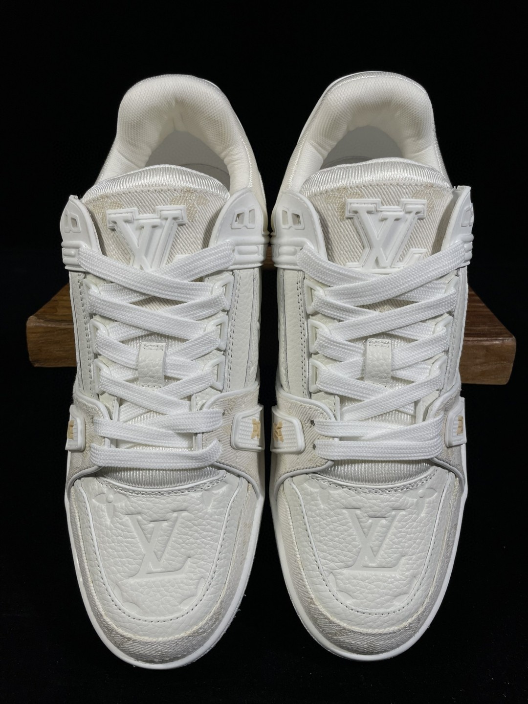 Louis Vuitton路易威登 Trainer 白色 皮革 低筒 休闲鞋 板鞋 男鞋 女鞋