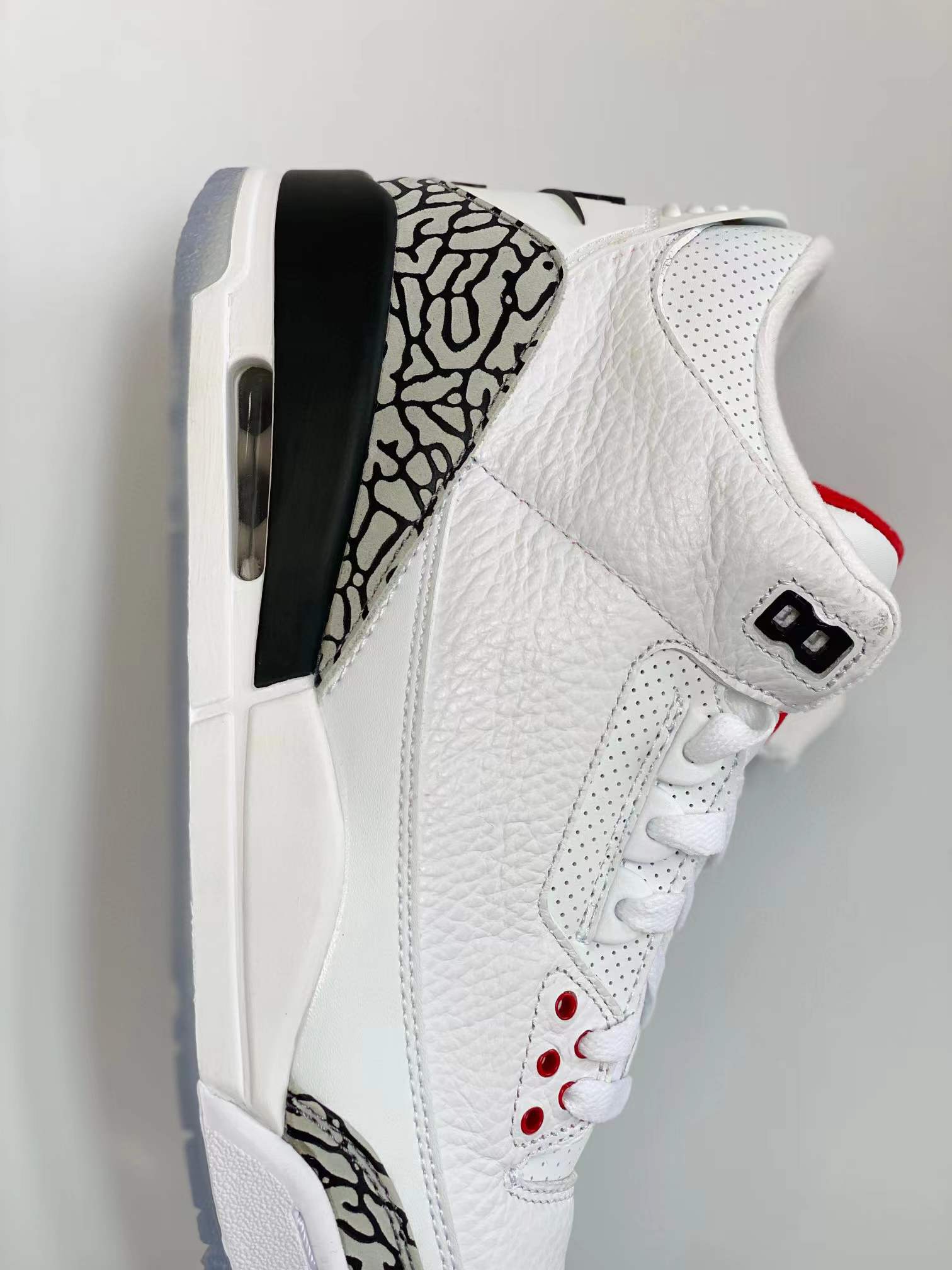 Air Jordan 3 Retro Free Throw Line White Cement 2018 白水泥 罰球線 AJ 3低筒 休闲鞋 篮球鞋 板鞋 男鞋 923096-101