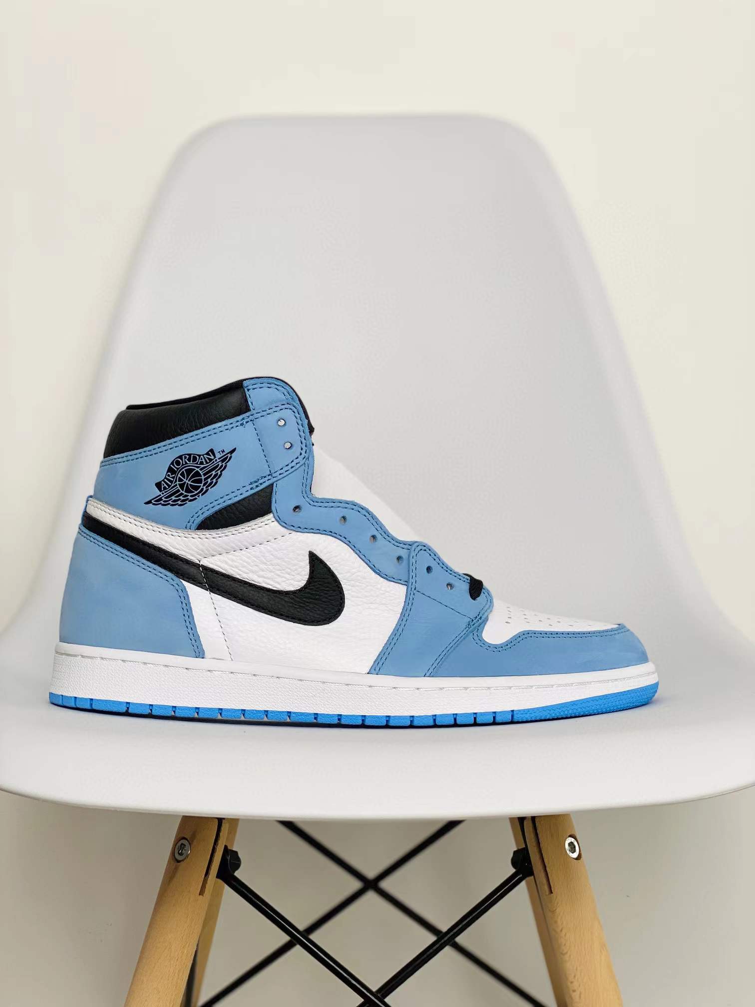 Air Jordan 1 AJ1 Retro OG University Blue 大學藍 篮球鞋 高筒 休闲鞋 男鞋 板鞋 