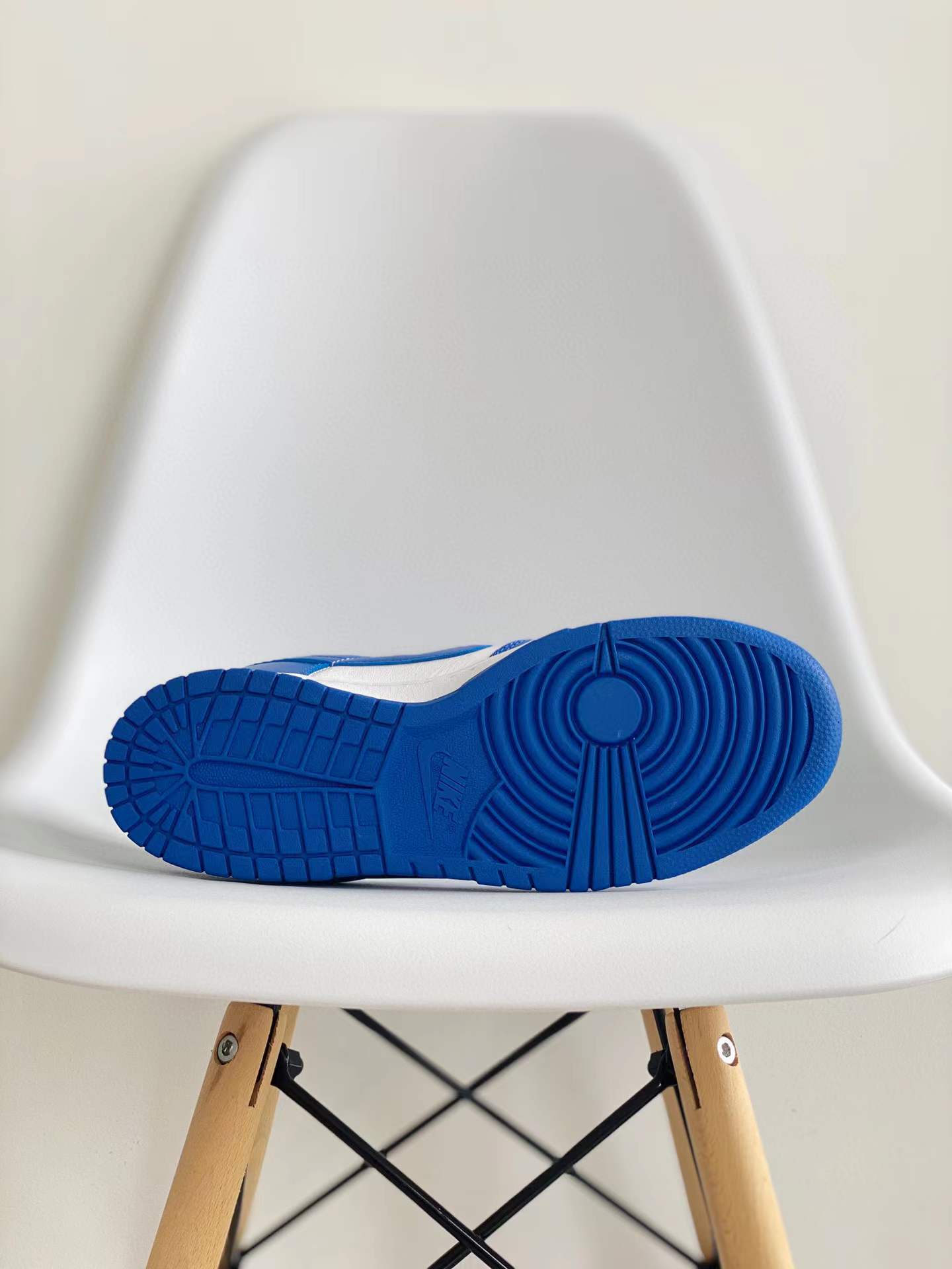  dunk Low kentucky 蓝白 肯塔基 低筒 复古板鞋 休闲鞋 男鞋 女鞋  CU1726-100