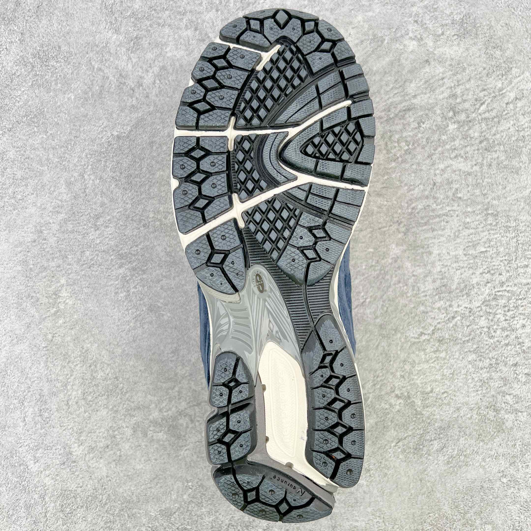 New Balance 2002R 蓝色 低筒 跑步鞋 运动鞋 休闲鞋 男鞋 女鞋