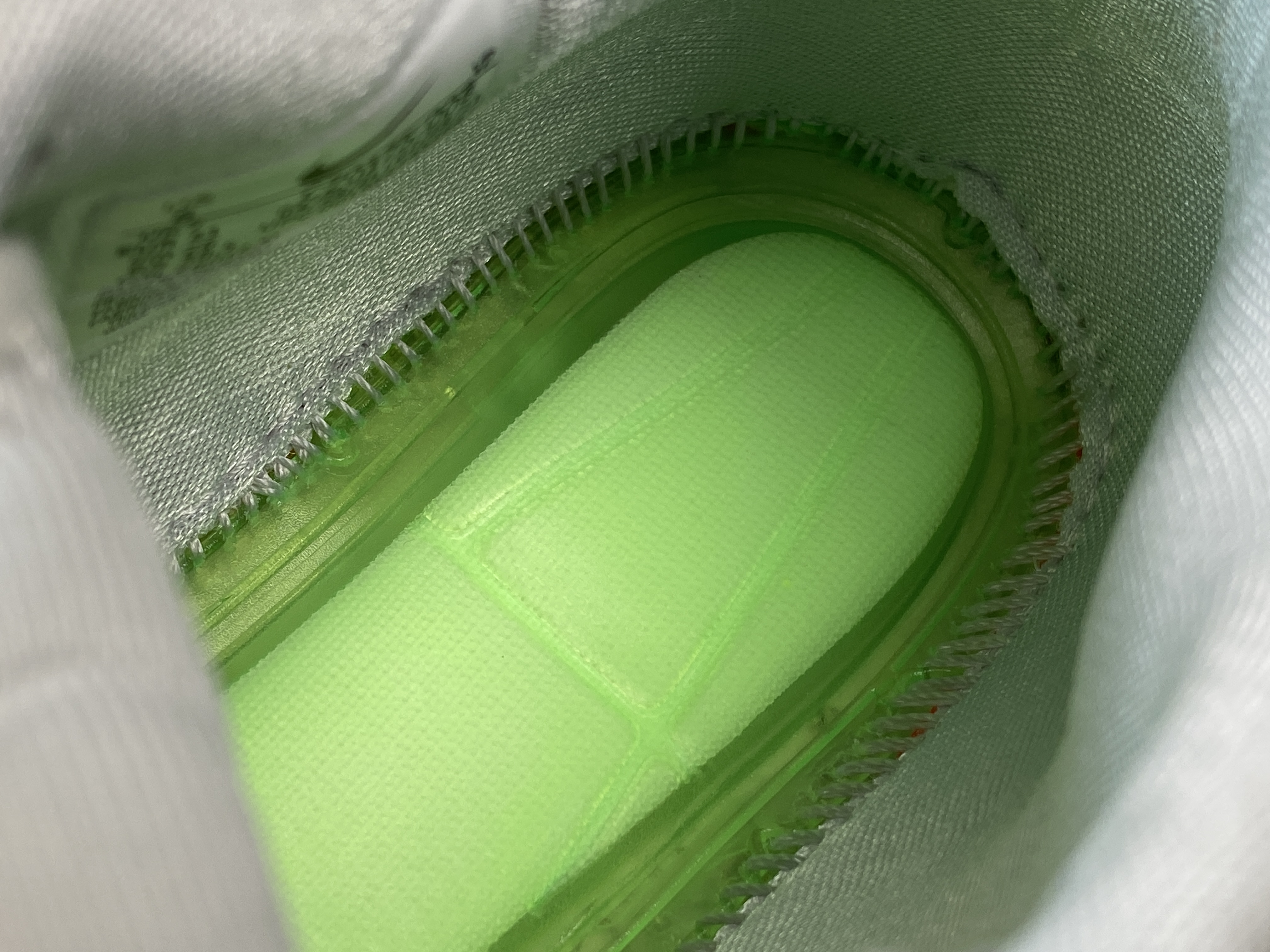 外贸 GT Cut 白粉 乳腺癌 低筒 篮球鞋 球鞋 实战鞋 全掌气垫 TPU抗扭 男鞋  CZ0175-008