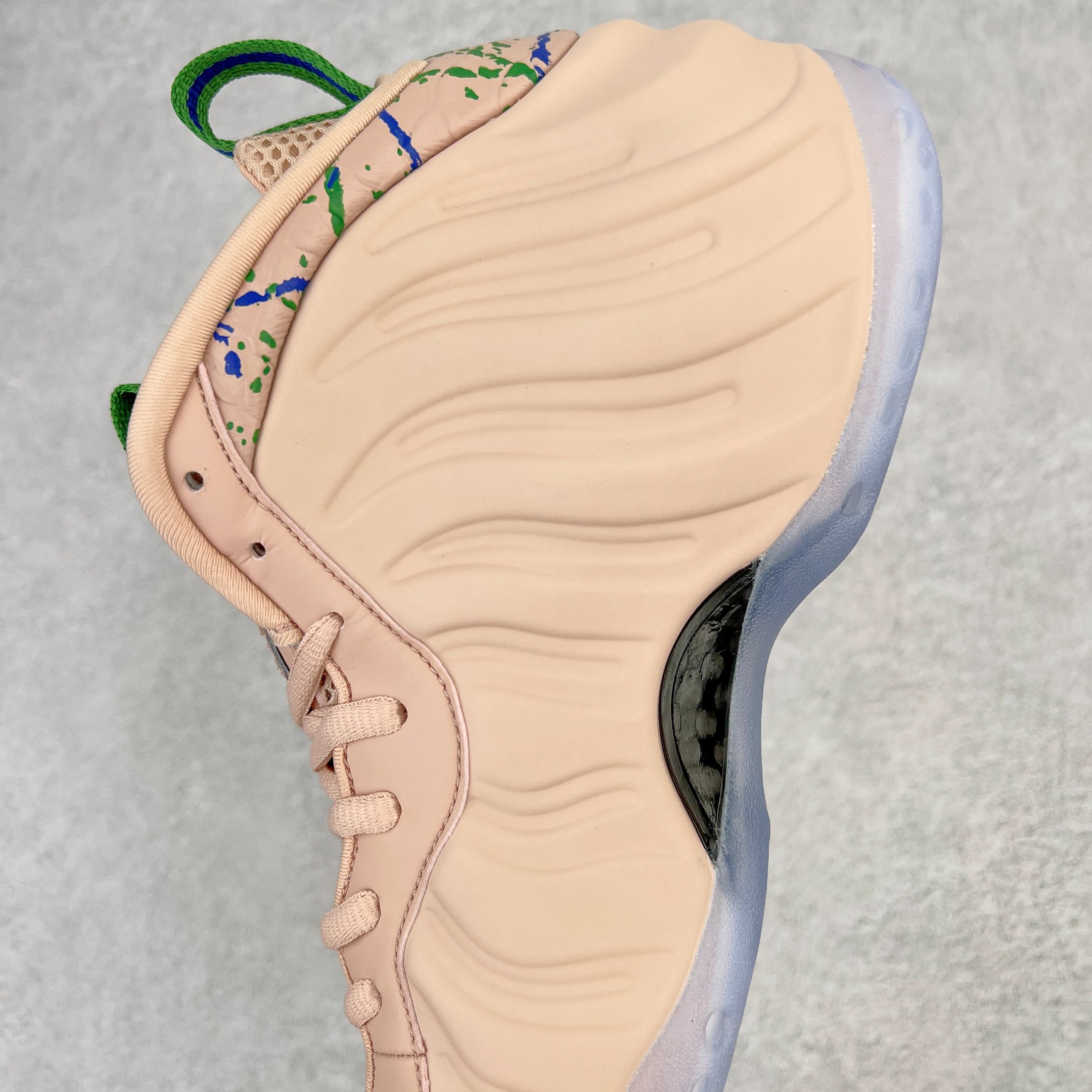 NIKE Air Foamposite One Particle Beige 奶茶噴 噴泡 篮球鞋 男鞋 碳板 AA3963-200