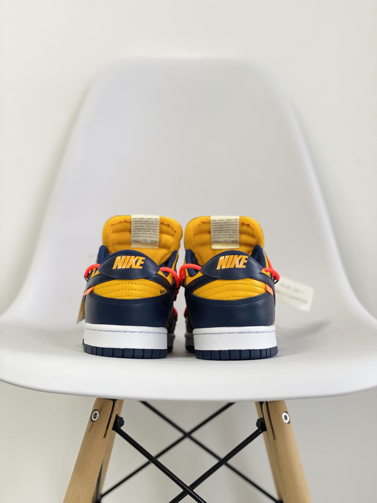 Off-White Duunk  Low LTHR OW 联名 低筒 黑曜石 板鞋 休闲鞋 滑板鞋 男鞋 女鞋 CT0856-700