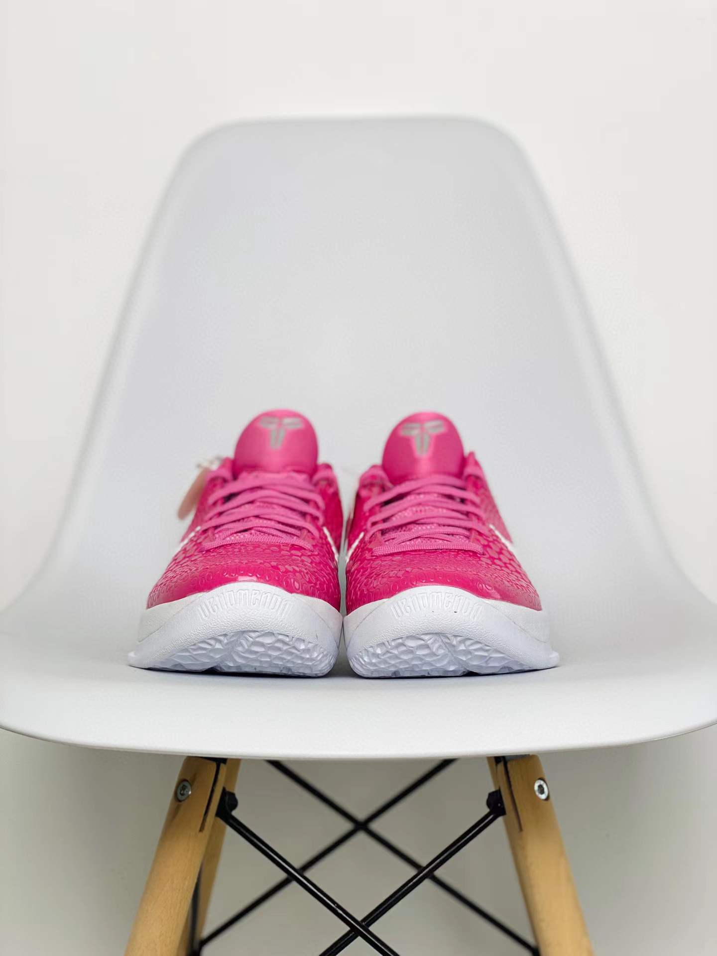 滅世純原 KOBE6 Think Pink 乳腺癌 科比 6  低筒  球鞋 籃球鞋 實戰鞋 前後氣墊 真碳板 男鞋 女鞋 DJ3596-600