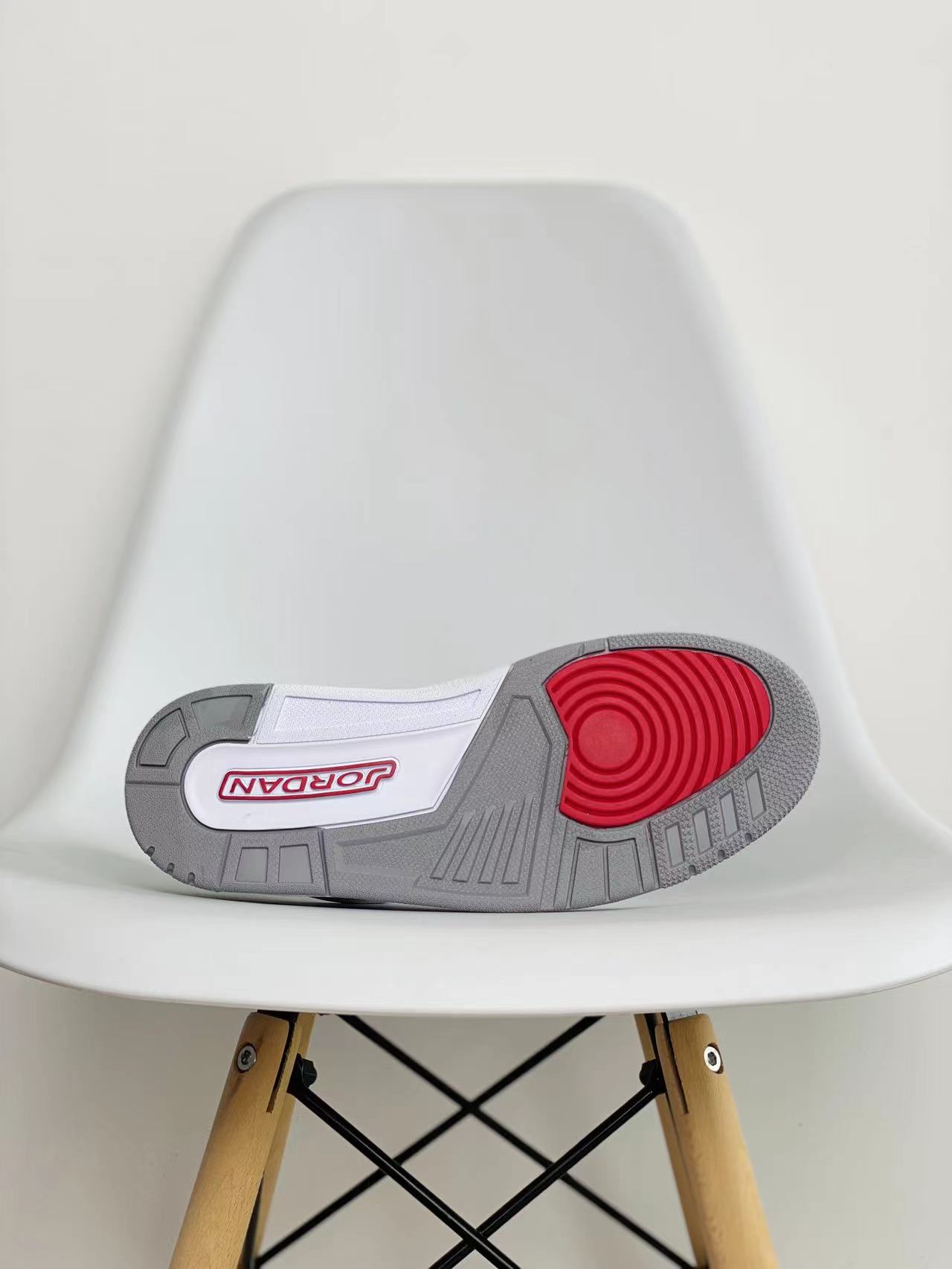 Air Jordan 3 Retro Cardinal Red 紅雀 白酒紅 AJ 3 低筒 休闲鞋 篮球鞋 板鞋 男鞋 CT8532-126