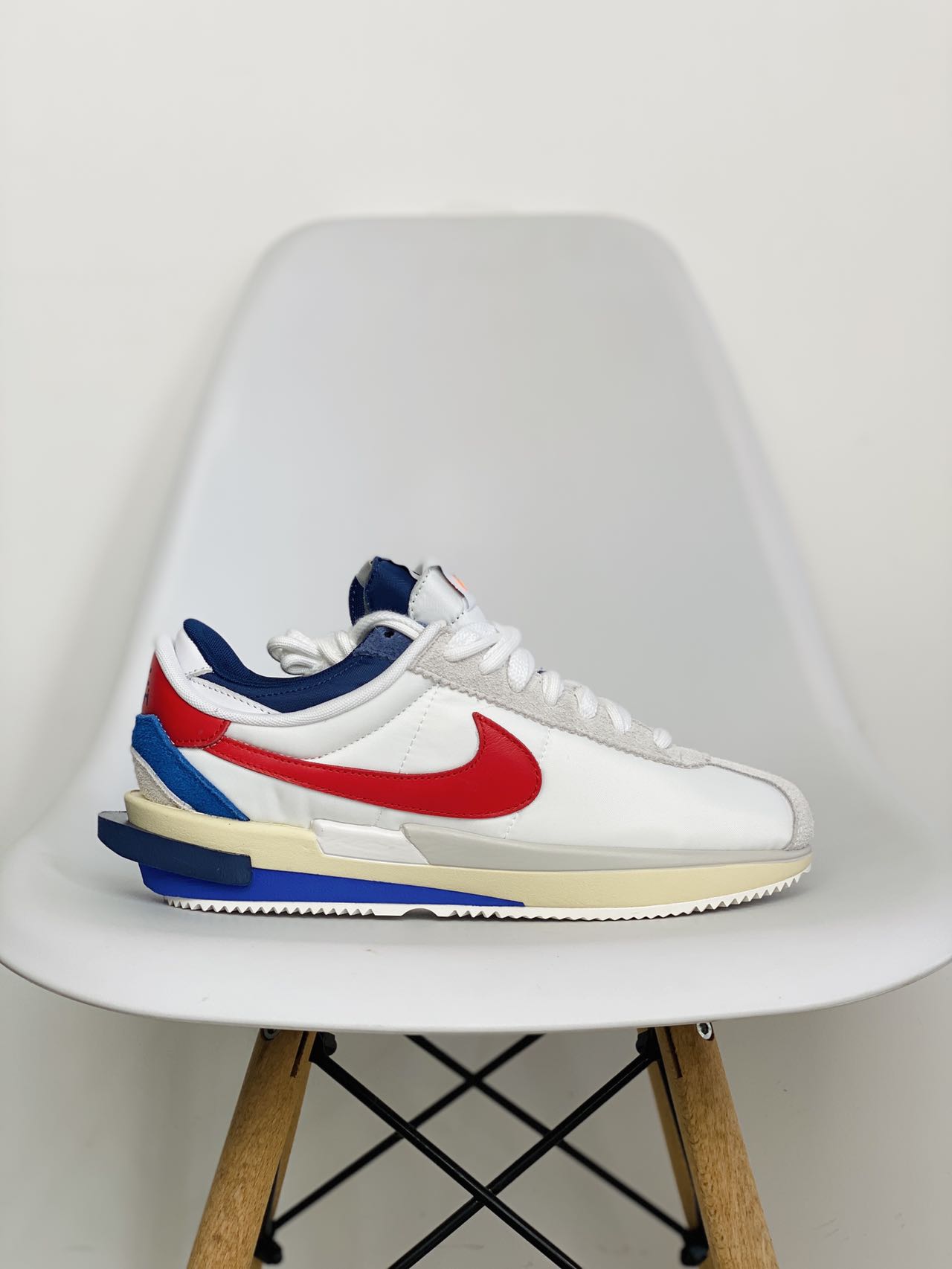 Sacai x Cortez 4.0 白红蓝 解构 低筒 复古休闲鞋 跑步鞋 板鞋 男鞋 女鞋 DQ0581-100
