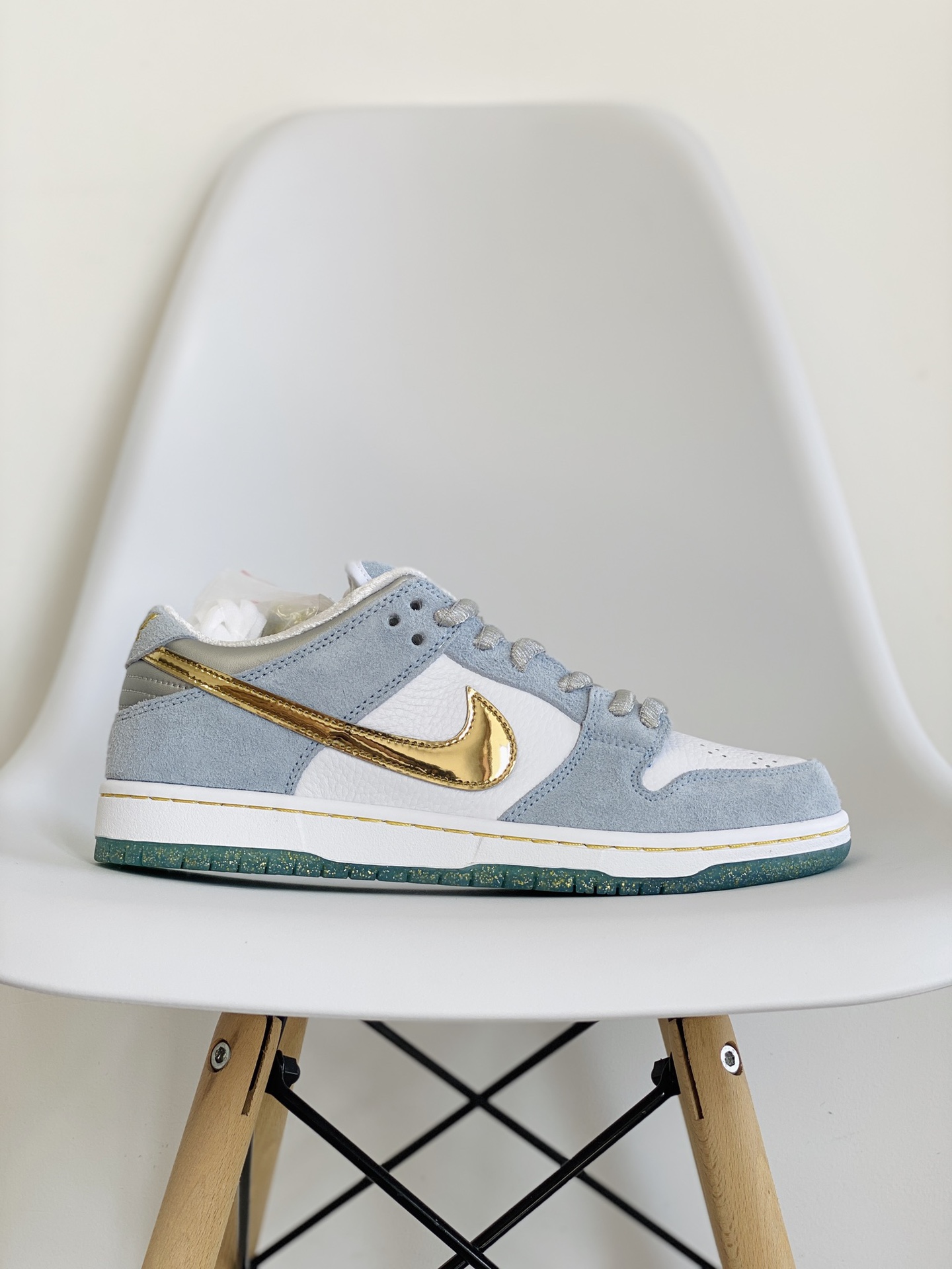 Sean Cliver dunk Low Holiday Special 蓝色情人节 冰雪奇缘 低筒 复古板鞋 休闲鞋 男鞋 女鞋  DC9936-100