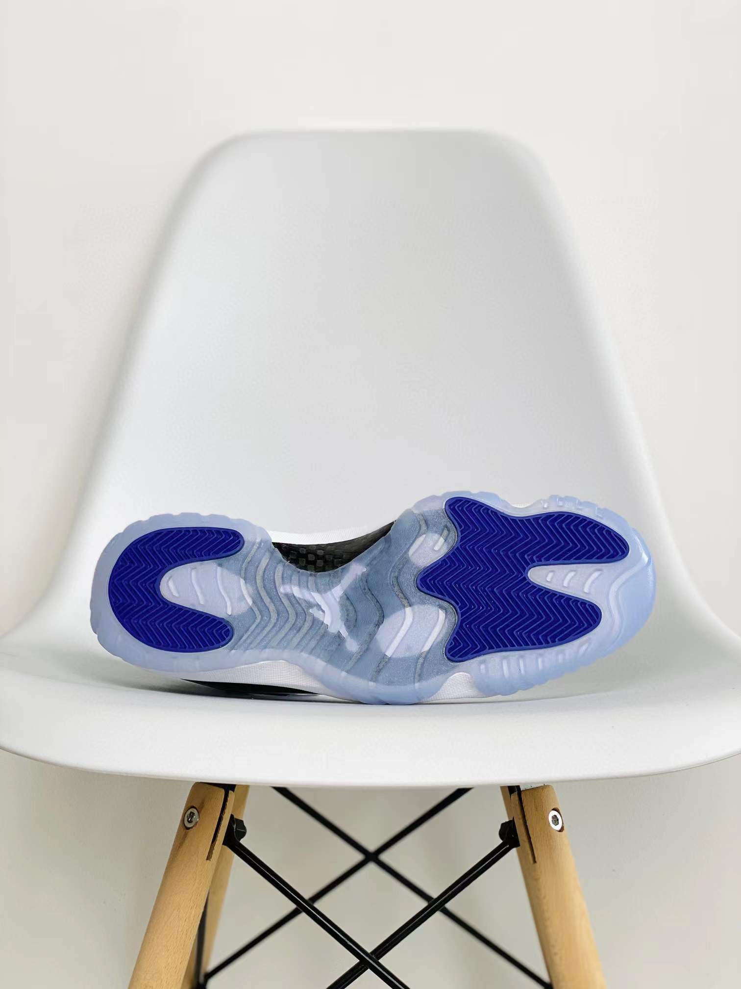 Air Jordan 11 AJ11 Concord 康扣 黑白 碳板 全掌气垫 篮球鞋 球鞋 男鞋 休闲鞋 378037-100