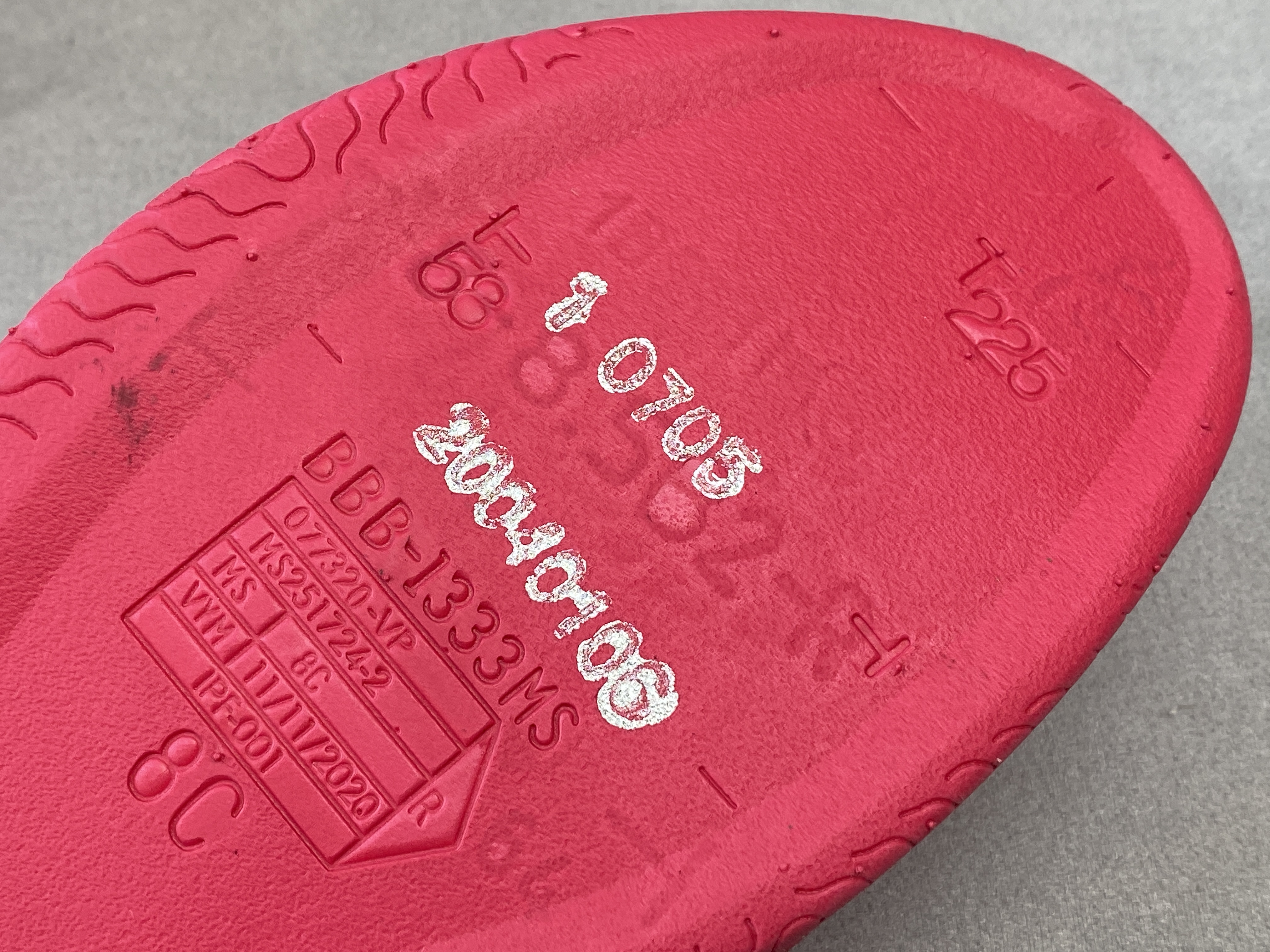 外贸 GT Cut 白红 低筒 篮球鞋 球鞋 实战鞋 全掌气垫 TPU抗扭 男鞋 CZ0176-100