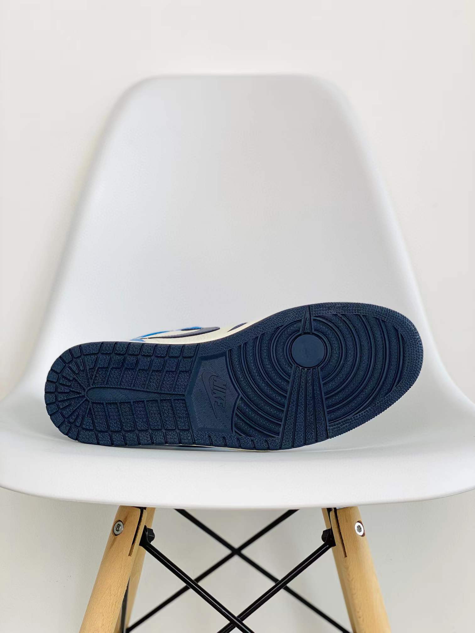 Air Jordan 1 AJ1 Retro OG Obsidian 黑曜石 篮球鞋 高筒 休闲鞋 女鞋 男鞋 板鞋 555088-140