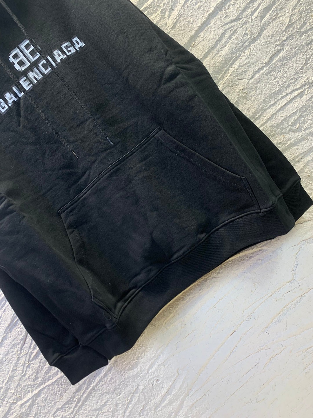 Balenciaga Bb Pixel 字母Logo 黑色 连帽卫衣 套头卫衣 长袖 秋冬 男女同款 578135TKVI81070