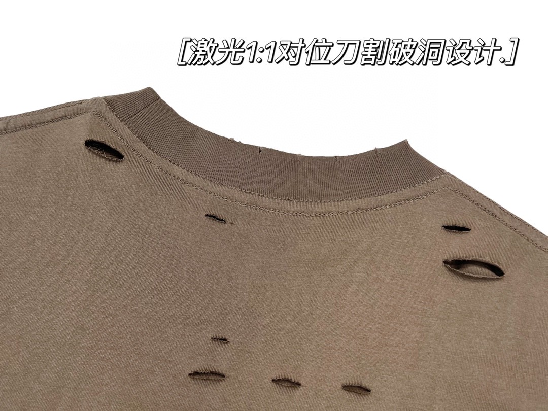 Balenciaga 巴黎世家 字母印花图案破洞圆领 短袖 咖啡色 T 恤 圆领 夏季 男女同款