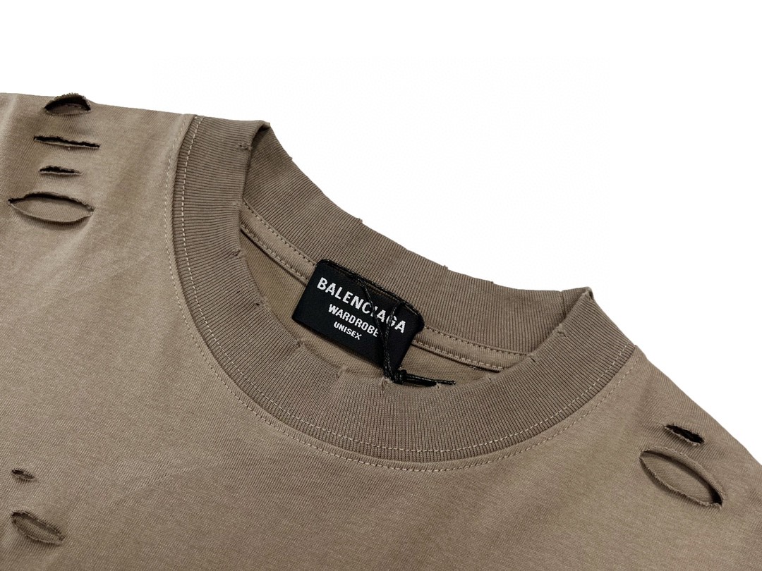 Balenciaga 巴黎世家 字母印花图案破洞圆领 短袖 咖啡色 T 恤 圆领 夏季 男女同款