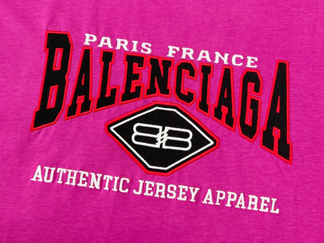 Balenciaga 巴黎世家 双B字母刺绣logo 蝙蝠侠 做旧水洗短袖 银灰白 T 恤 圆领 夏季 男女同款