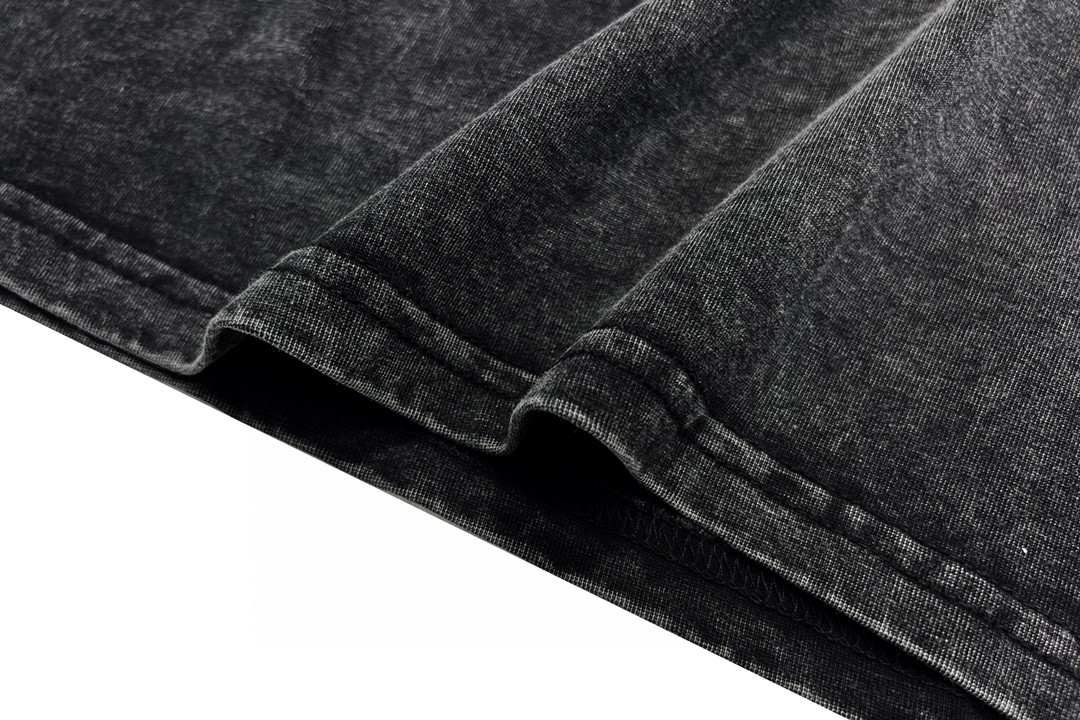 Balenciaga 巴黎世家 520限定夜光字母印花 做旧水洗 短袖 黑色 T 恤 圆领 夏季 男女同款