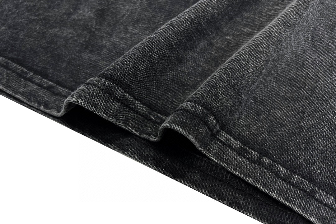 Balenciaga 巴黎世家 前后刺绣字母logo 做旧水洗短袖 黑色 T 恤 圆领 夏季 男女同款