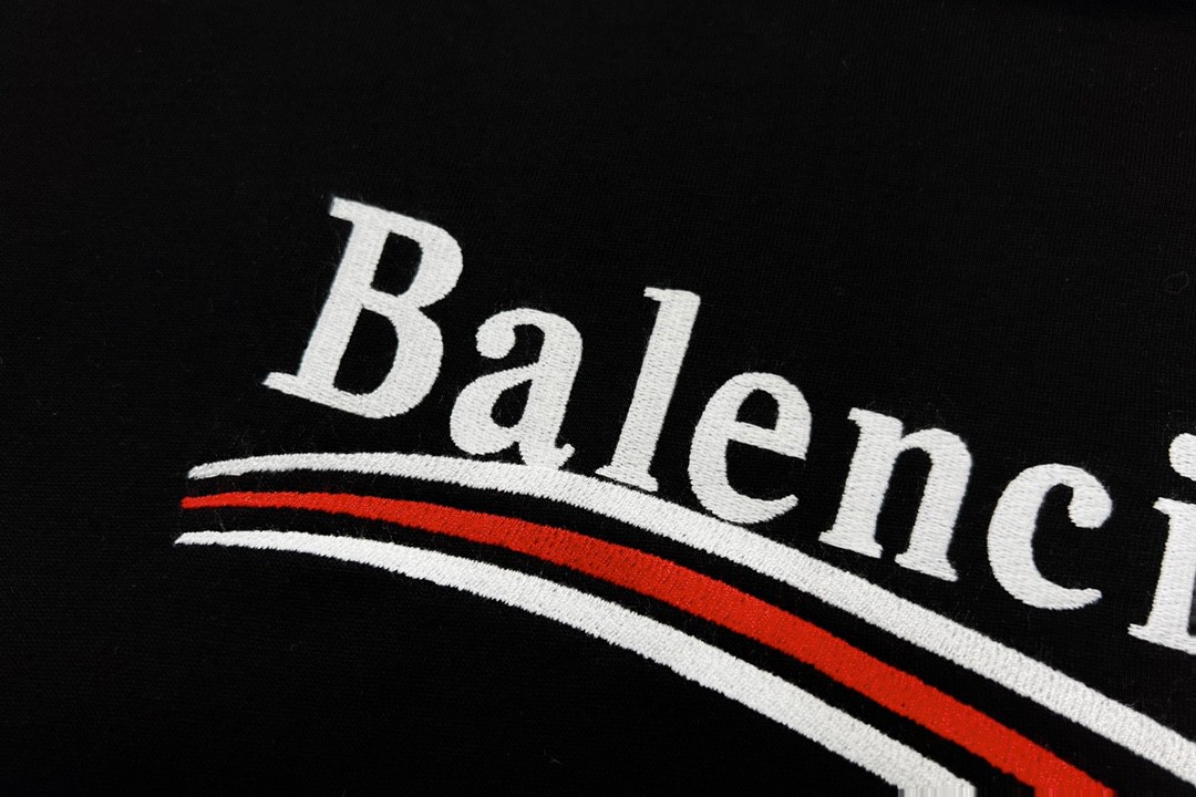 Balenciaga 巴黎世家 可乐波浪字母logo 刺绣图案 短袖 黑色 T 恤 圆领 夏季 男女同款