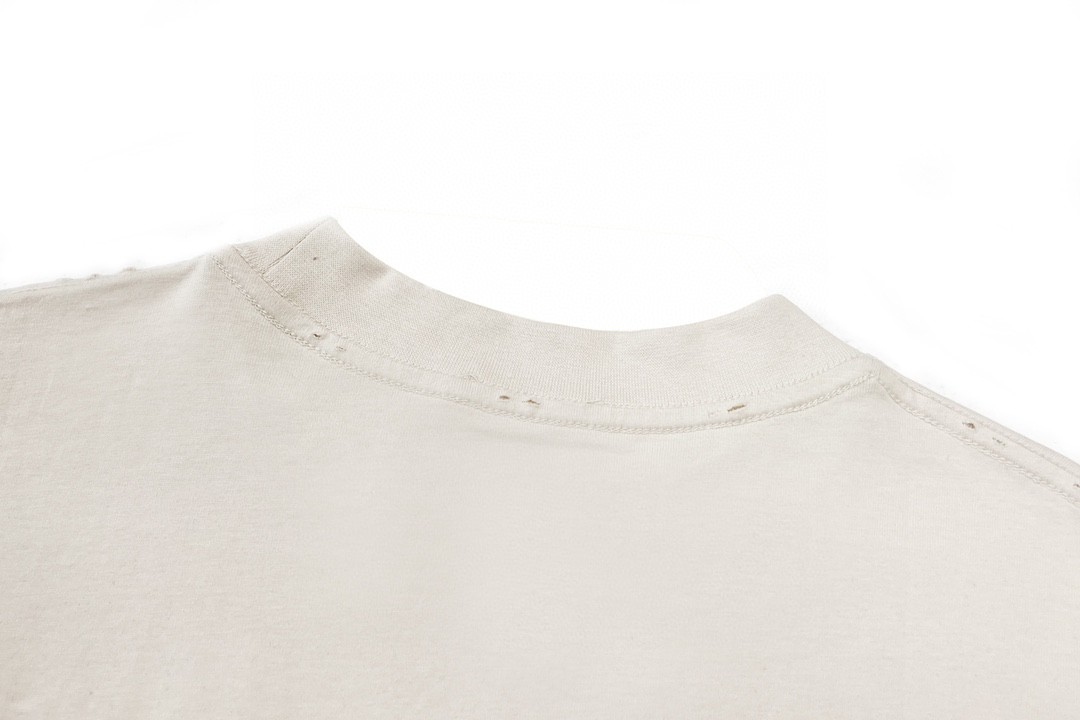 Balenciaga 巴黎世家 闪电字母Metallica摇滚乐队系列 泼墨水洗 破坏撕裂纹印花破洞短袖T恤【全新天花板级别】 圆领 短袖 