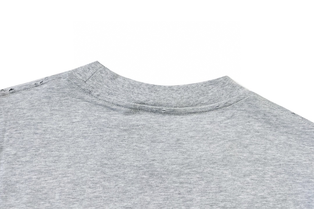 Balenciaga 巴黎世家 闪电字母Metallica摇滚乐队系列 泼墨水洗 破坏撕裂纹印花破洞短袖T恤【全新天花板级别】 圆领 短袖 