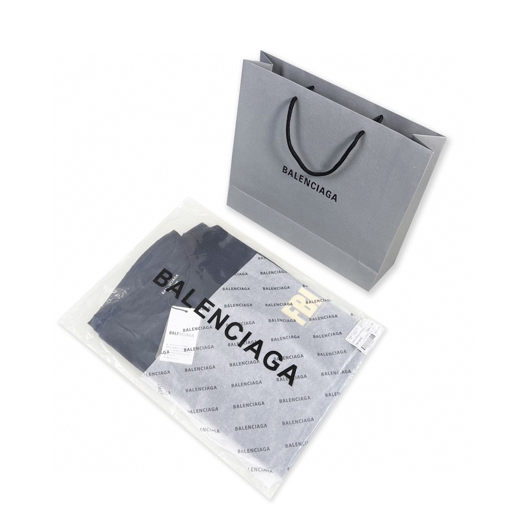 Balenciaga 巴黎世家 闪电字母Metallica摇滚乐队系列 泼墨水洗 破坏撕裂纹印花破洞短袖T恤【全新天花板级别】 圆领 短袖 