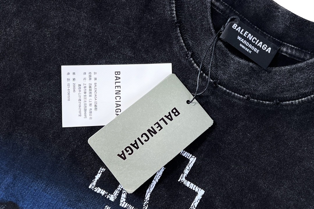 Balenciaga 巴黎世家 闪电字母Metallica摇滚乐队系列 泼墨水洗 破坏撕裂纹印花破洞短袖T恤【全新天花板级别】 圆领 短袖 