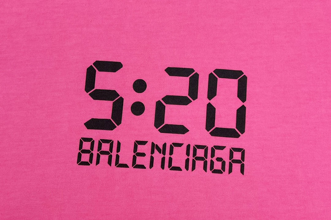 Balenciaga 巴黎世家 闪电字母Metallica摇滚乐队系列 泼墨水洗 破坏撕裂纹印花破洞短袖T恤【全新天花板级别】 圆领 短袖 