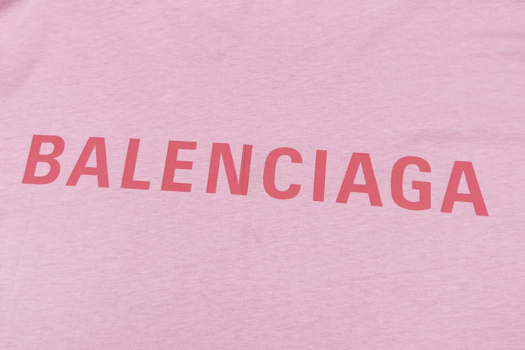 Balenciaga 巴黎世家 闪电字母Metallica摇滚乐队系列 泼墨水洗 破坏撕裂纹印花破洞短袖T恤【全新天花板级别】 圆领 短袖 