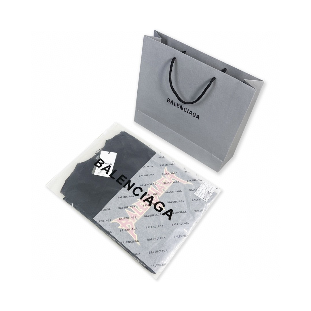 Balenciaga 巴黎世家 闪电字母Metallica摇滚乐队系列 泼墨水洗 破坏撕裂纹印花破洞短袖T恤【全新天花板级别】 圆领 短袖 