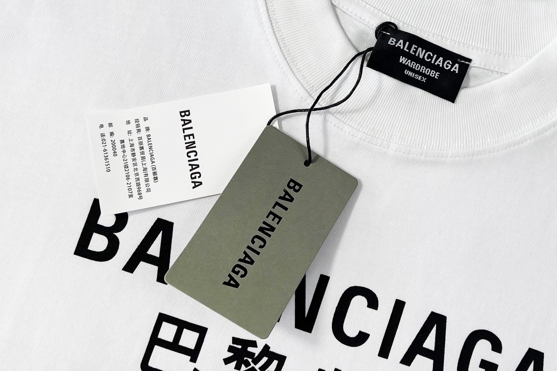 Balenciaga 巴黎世家 七国语言文字印花圆领 短袖 白色 T 恤 圆领 夏季 男女同款