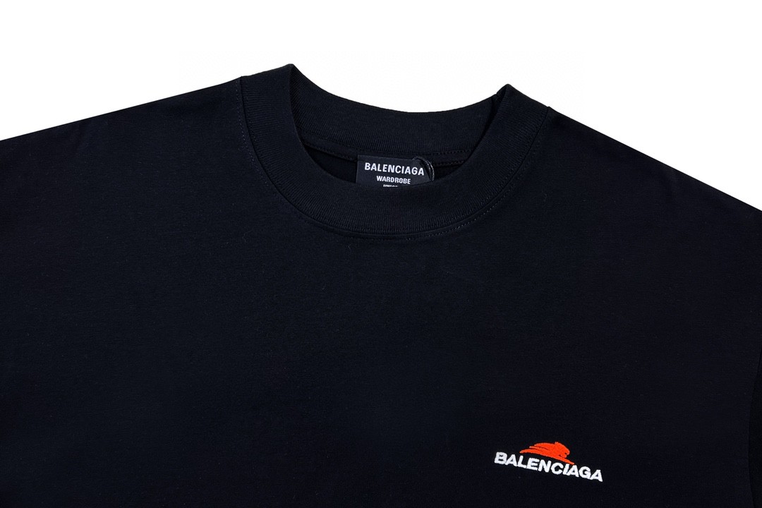 Balenciaga 巴黎世家 Political Campaign Large Fit Logo 刺绣图案 字母logo 短袖 白色 T 