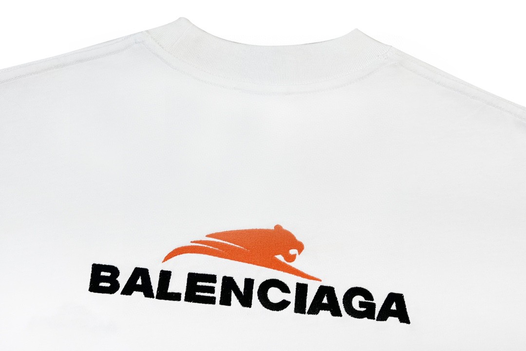Balenciaga 巴黎世家 Political Campaign Large Fit Logo 刺绣图案 字母logo 短袖 白色 T 