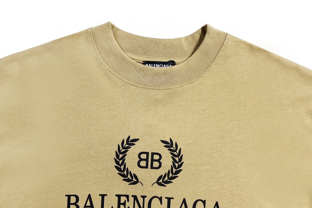 Balenciaga 巴黎世家 麦穗徽标 字母logo 短袖 卡其色 T 恤 圆领 夏季 男女同款