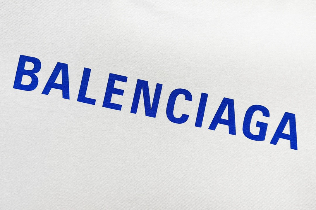 Balenciaga 巴黎世家 印花字母logo 短袖 米白色 T 恤 圆领 夏季 男女同款 612966TIVG59055