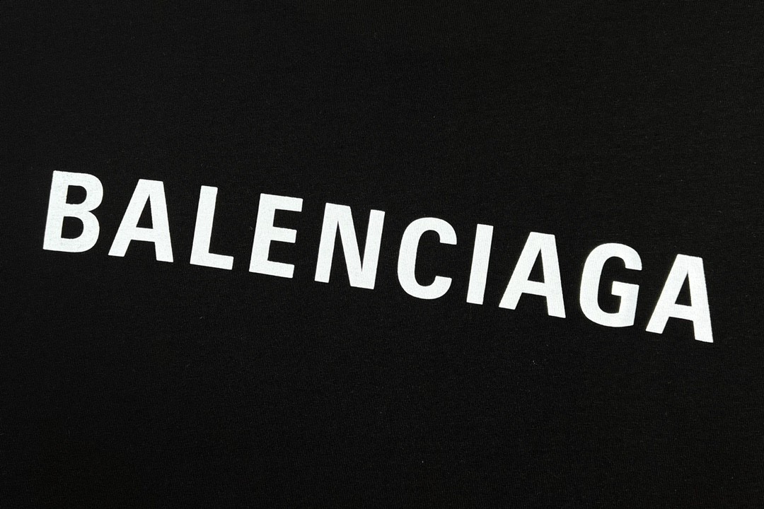 Balenciaga 巴黎世家 印花字母logo 短袖 黑色 T 恤 圆领 夏季 男女同款 612966TIVG51070