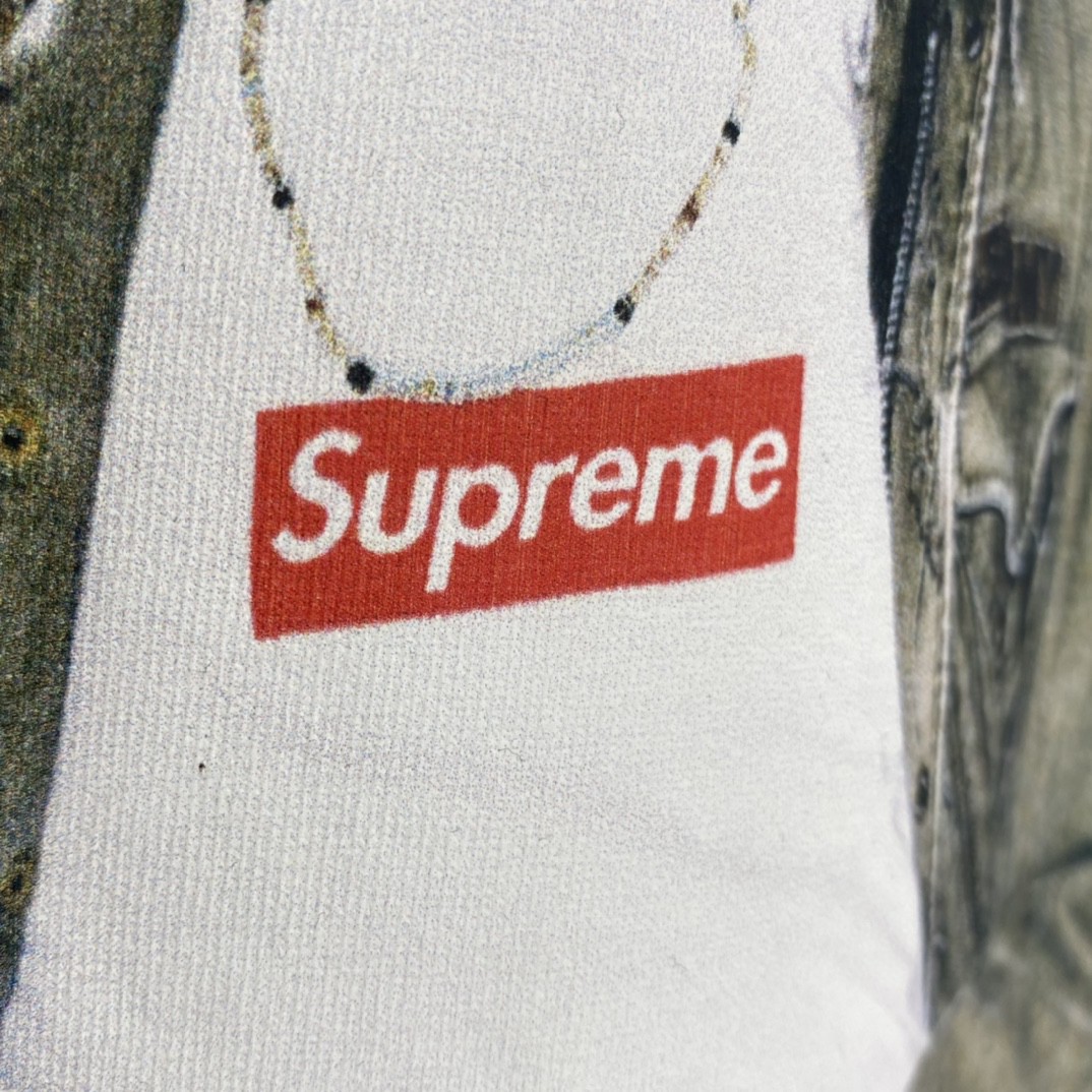 Supreme FW22 Week1 Andre 3000 Tee 安德雷本杰明 图案印花 白色 短袖 T 恤 男女同款