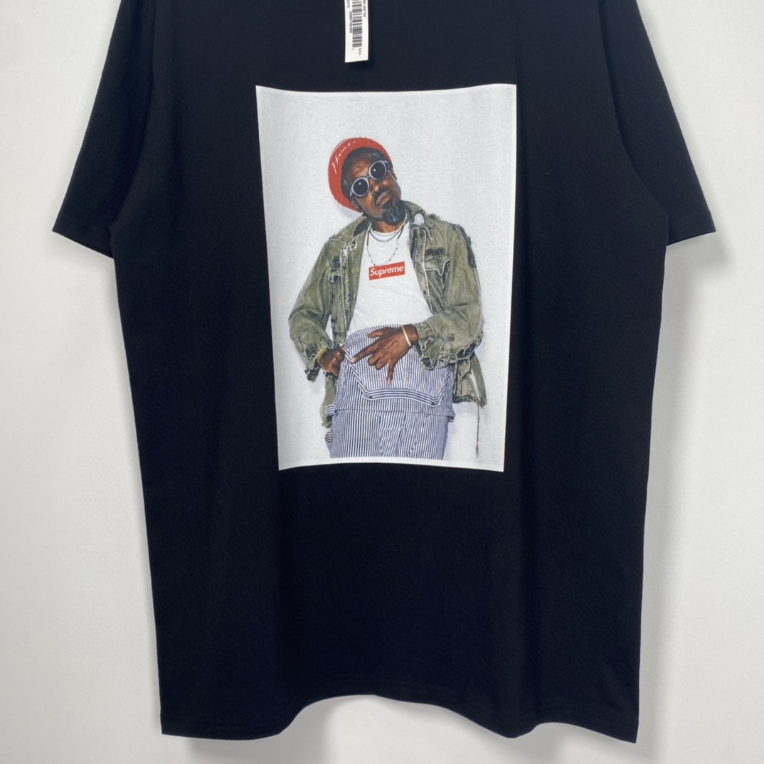 Supreme FW22 Week1 Andre 3000 Tee 安德雷本杰明 图案印花 黑色 短袖 T 恤 男女同款
