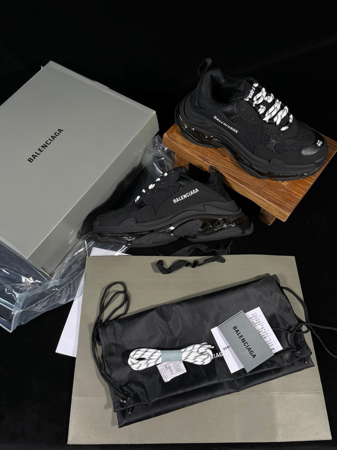 Balenciaga Triple S Clear Sole 巴黎世家 黑色 气垫 老爹鞋 运动 复古板鞋 休闲鞋 男鞋 女鞋