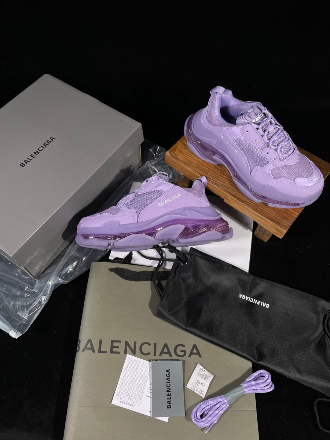 Balenciaga Triple S Clear Sole 巴黎世家 紫色 气垫 老爹鞋 运动 复古板鞋 休闲鞋 男鞋 女鞋