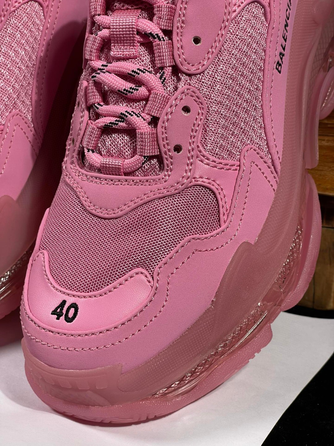 Balenciaga Triple S Clear Sole 巴黎世家 粉色 气垫 老爹鞋 运动 复古板鞋 休闲鞋 男鞋 女鞋