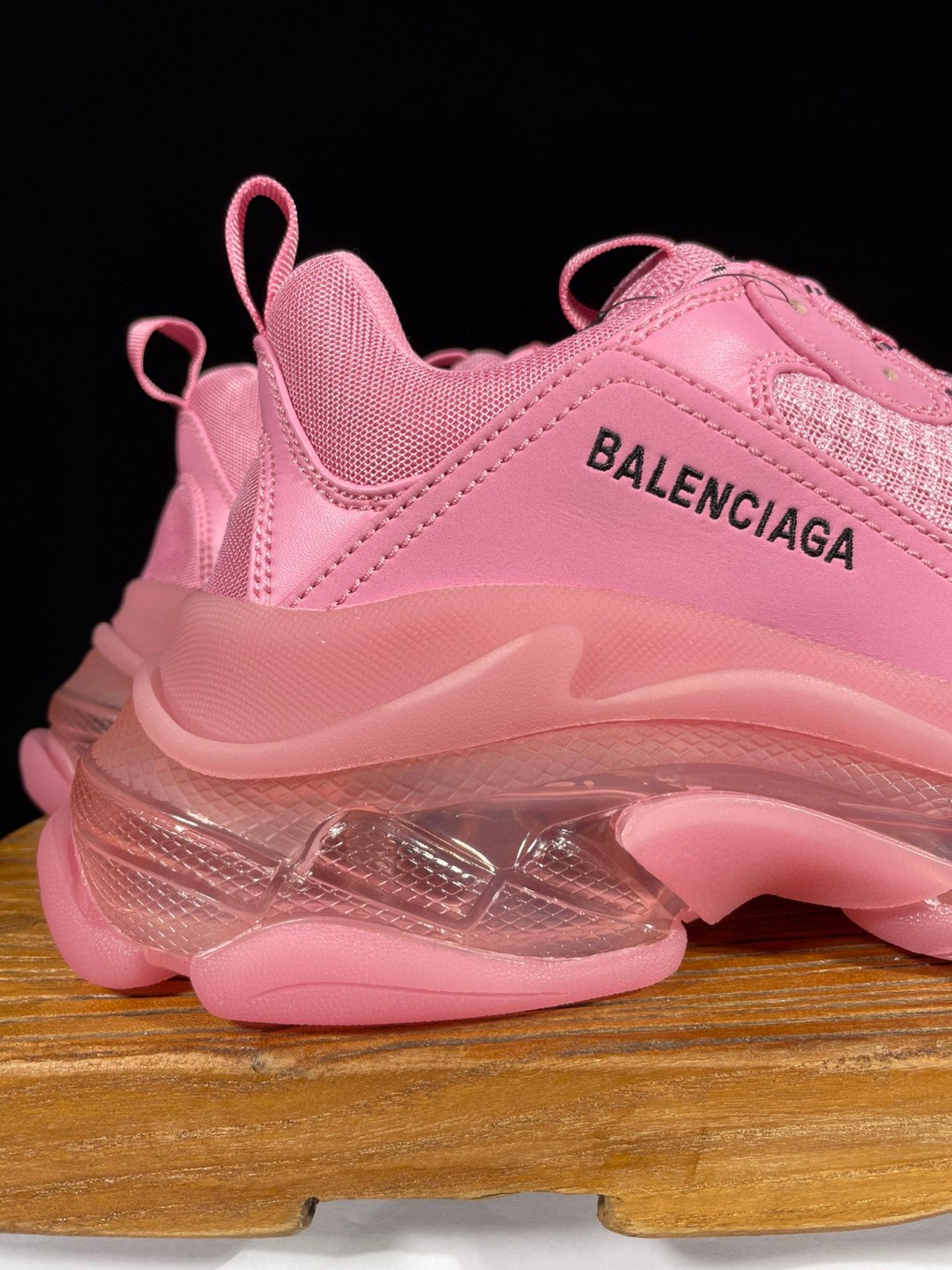 Balenciaga Triple S Clear Sole 巴黎世家 粉色 气垫 老爹鞋 运动 复古板鞋 休闲鞋 男鞋 女鞋