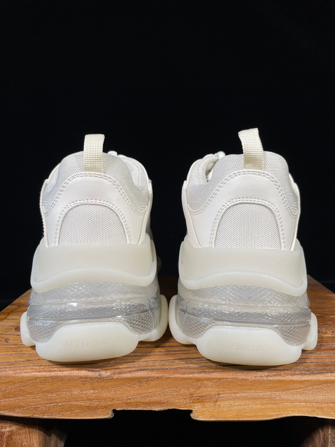 Balenciaga Triple S Clear Sole 巴黎世家 白色 气垫 老爹鞋 运动 复古板鞋 休闲鞋 男鞋 女鞋