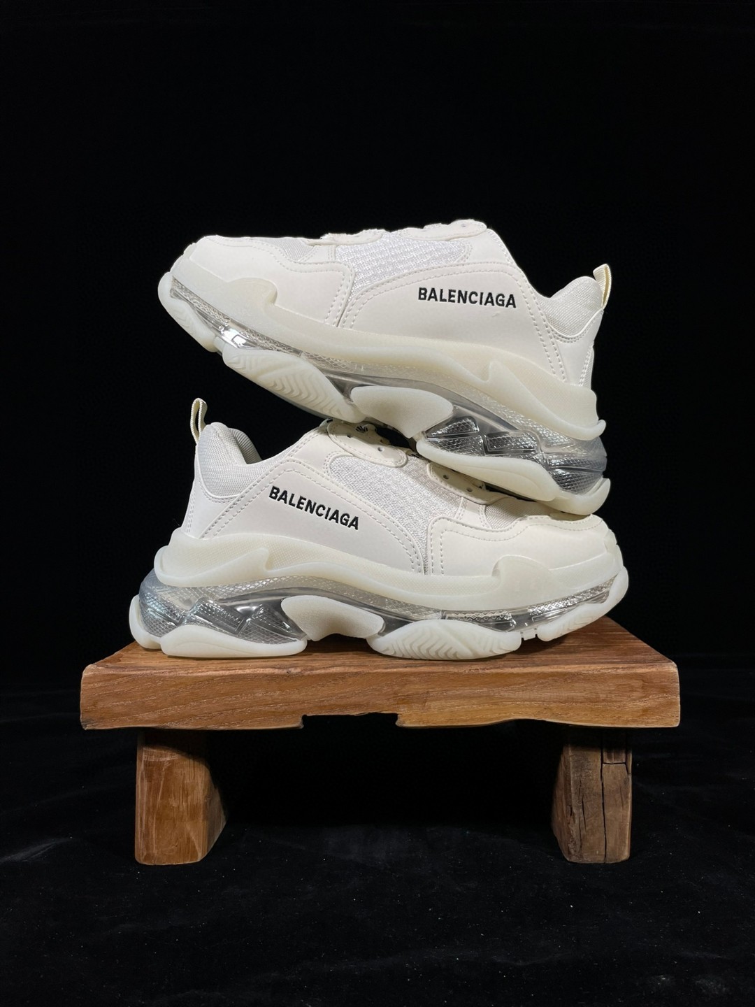 Balenciaga Triple S Clear Sole 巴黎世家 白色 气垫 老爹鞋 运动 复古板鞋 休闲鞋 男鞋 女鞋