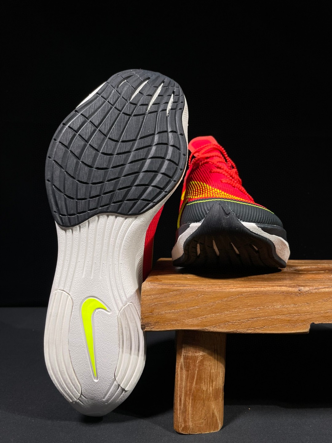 zoomX Vaporfly Next% 黑粉 低筒 减震防滑 运动鞋 跑步鞋 男鞋 女鞋